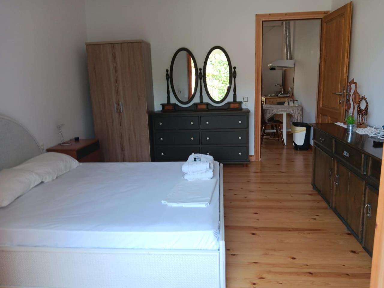 Lenia Studios Kalamítsi Екстериор снимка