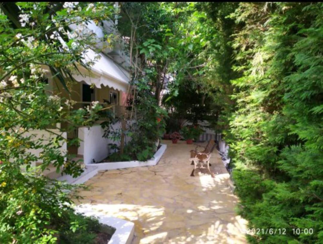 Lenia Studios Kalamítsi Екстериор снимка